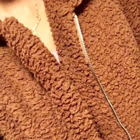 ✦NWT Super Comfy Fuzzy Cardigan✦ - Picture 5 of 6